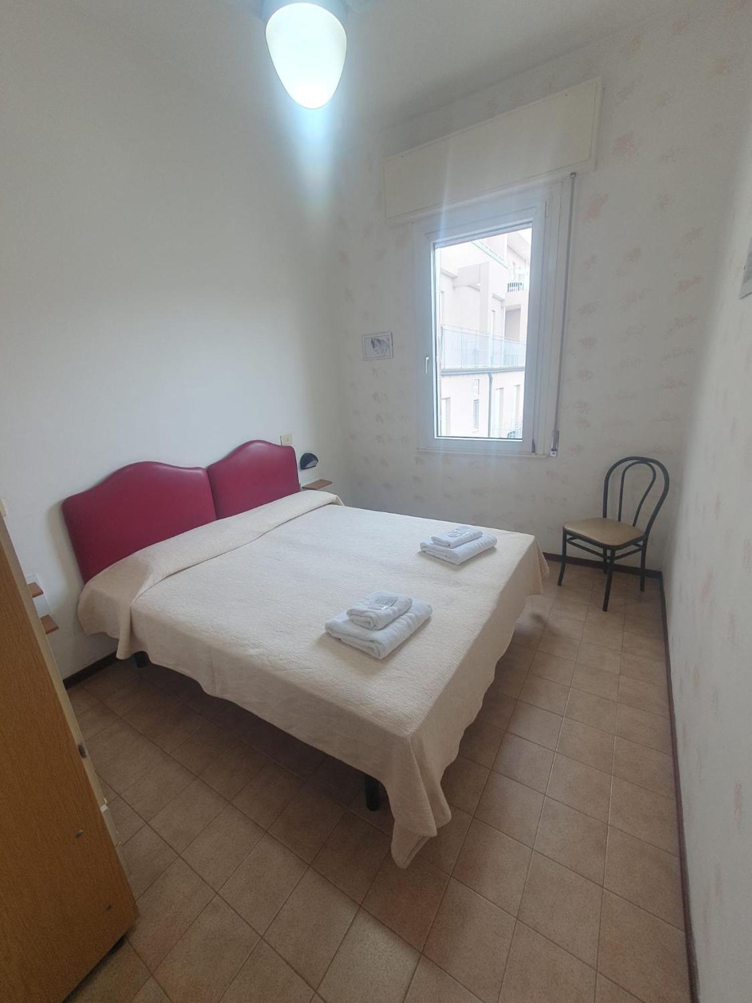 Hotel Ideale Young People Under 40 Rimini Kültér fotó
