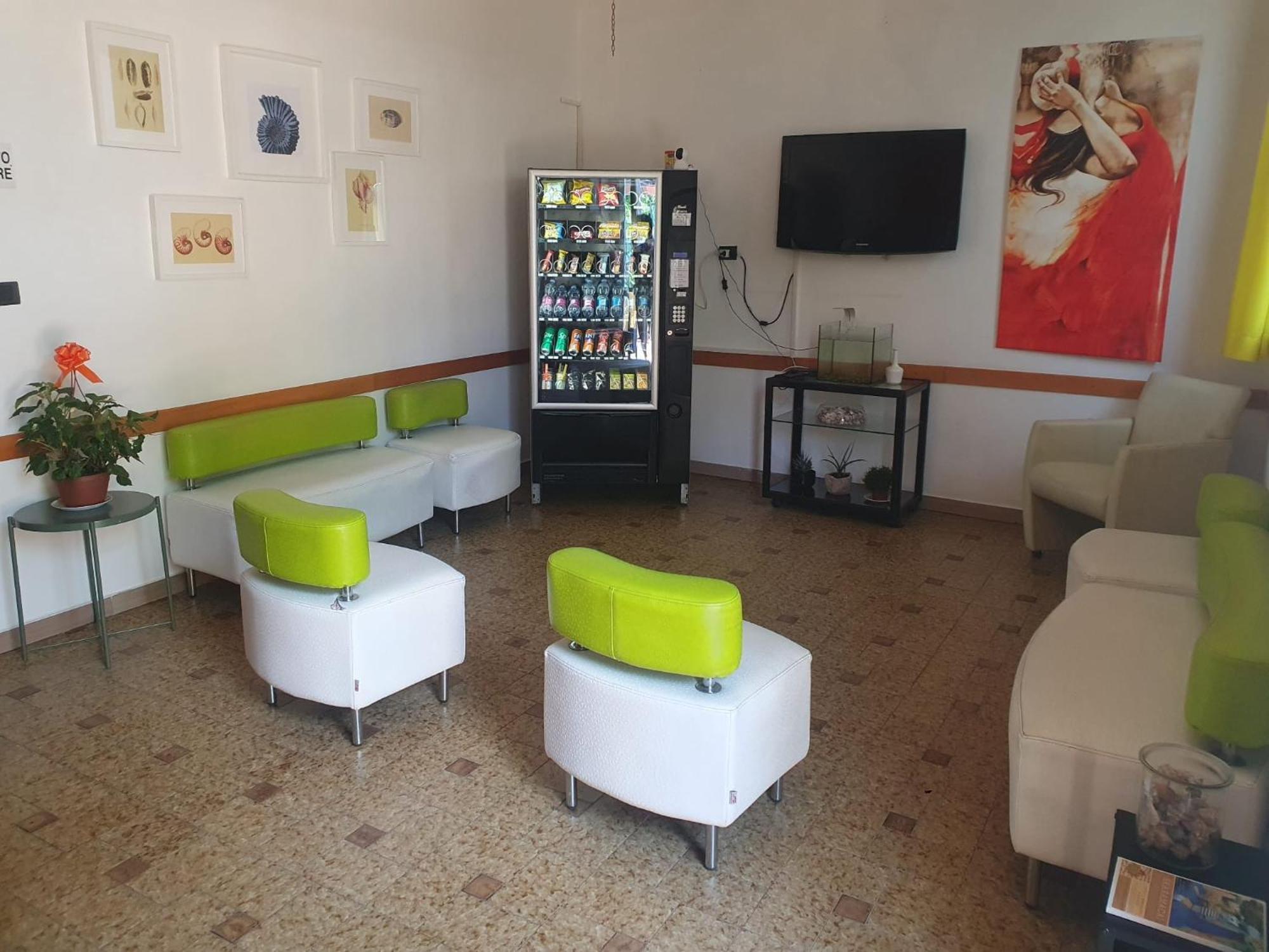 Hotel Ideale Young People Under 40 Rimini Kültér fotó