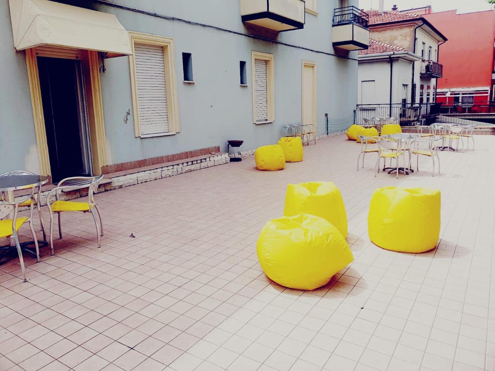 Hotel Ideale Young People Under 40 Rimini Kültér fotó